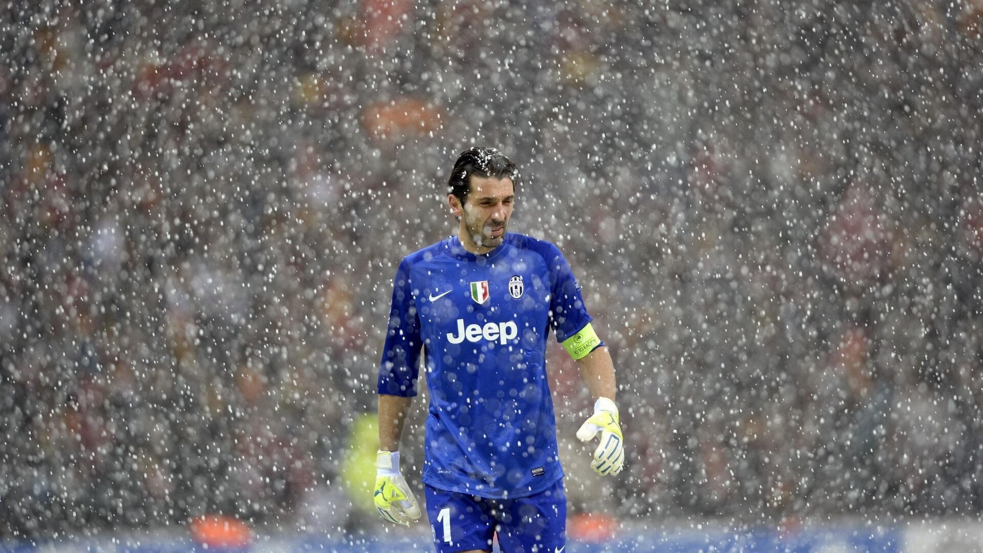 _移动场馆巡演：城市街头随时随地体验网球魅力_，网球场实拍